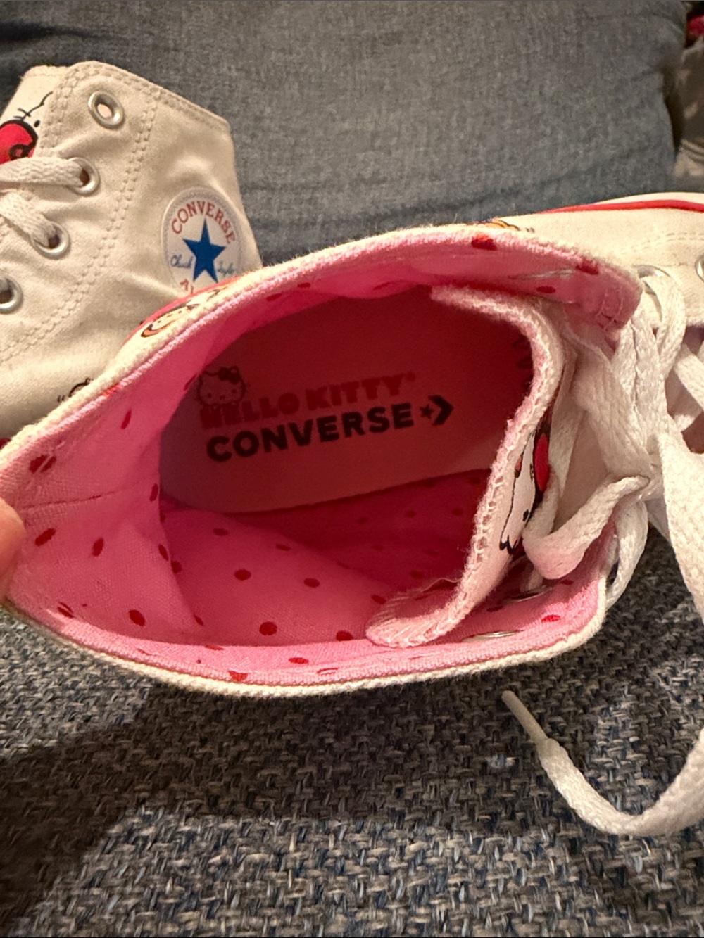 🐱Hello Kitty x Converse printed high stop W 8 M 6 🎀 - Picture 8 of 8